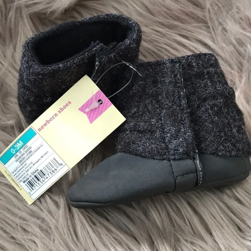Cherokee baby booties shoes 0-3 mos black